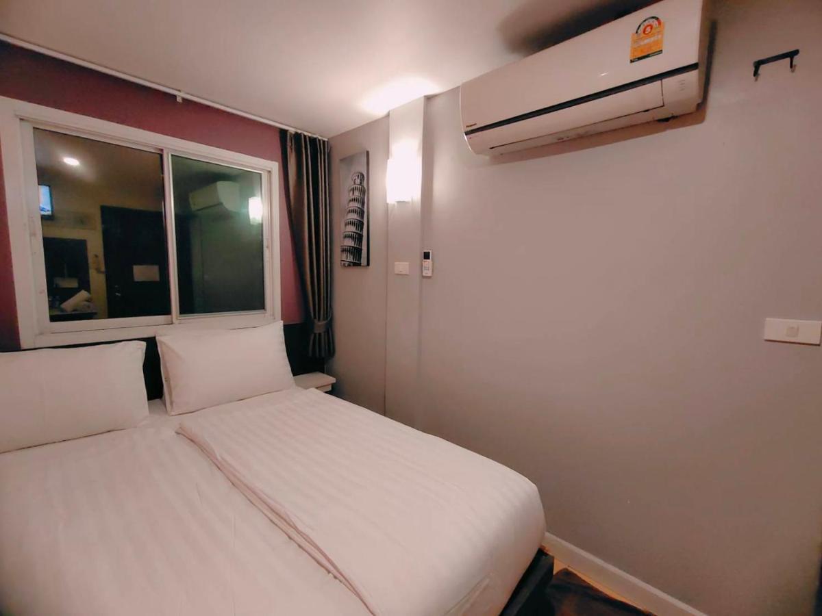 Hotel Bbhouse Phra Athit Bangkok Exterior foto